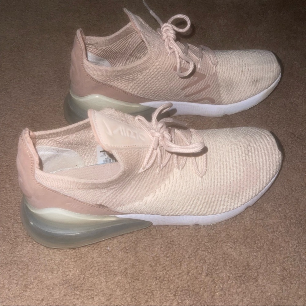 Nike 270 size 10 - Picture 3 of 3